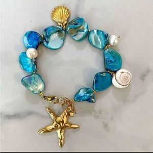 Blue and Gold Shell Bracelet S849